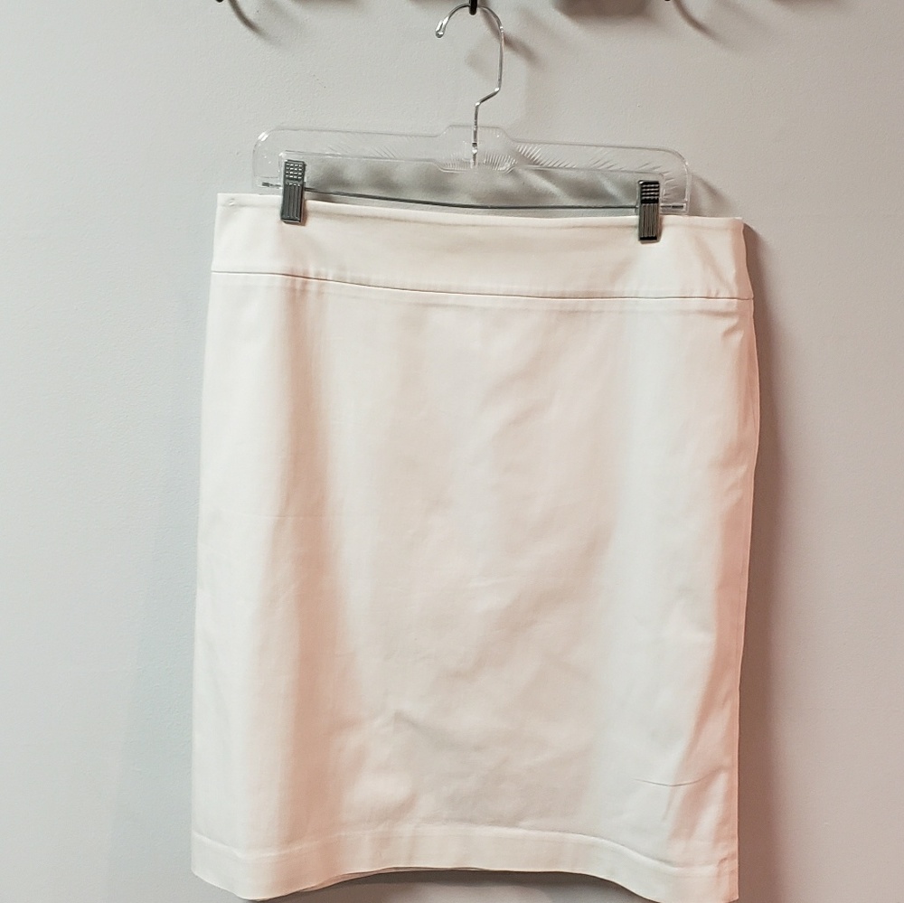 🌺 Women's skirt 🌺 white